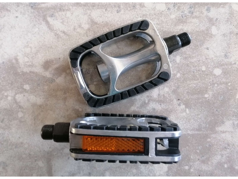 Πετάλια ποδηλάτου αλουμινίου αντιολισθητικά 9/16 Xerama