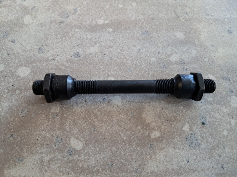 Άξονας τροχού μπλοκάζ (εμπρός-πίσω)