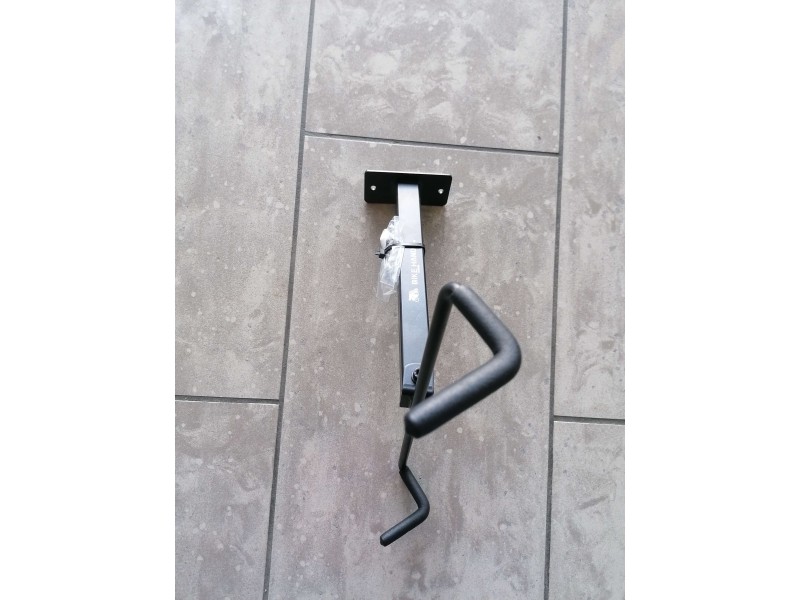 Επιτοίχια βάση στήριξης ποδηλάτου (από σκελετό)