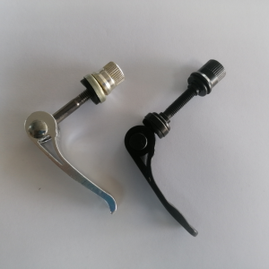 Μπλοκάζ σέλλας (Ασημί, Μαύρο)