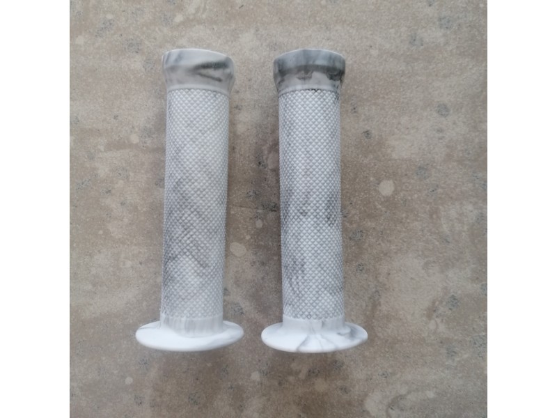 Χειρολαβές ΒΜΧ με γείσο 