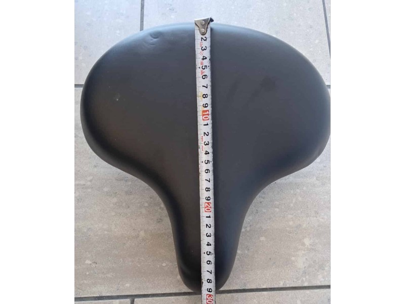 Σέλλα φαρδιά για τρίκυκλο